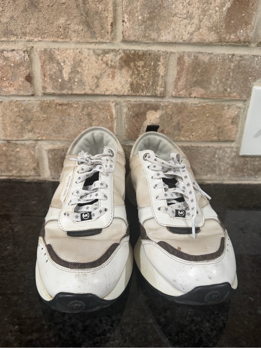 Michael Kors Men’s White and Beige Low-Top Sneakers